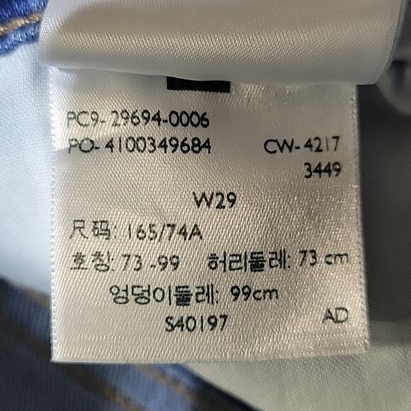 Levi's Mid Jean Shorts Womens Size Waist 29 US8 - Picture 4 of 8